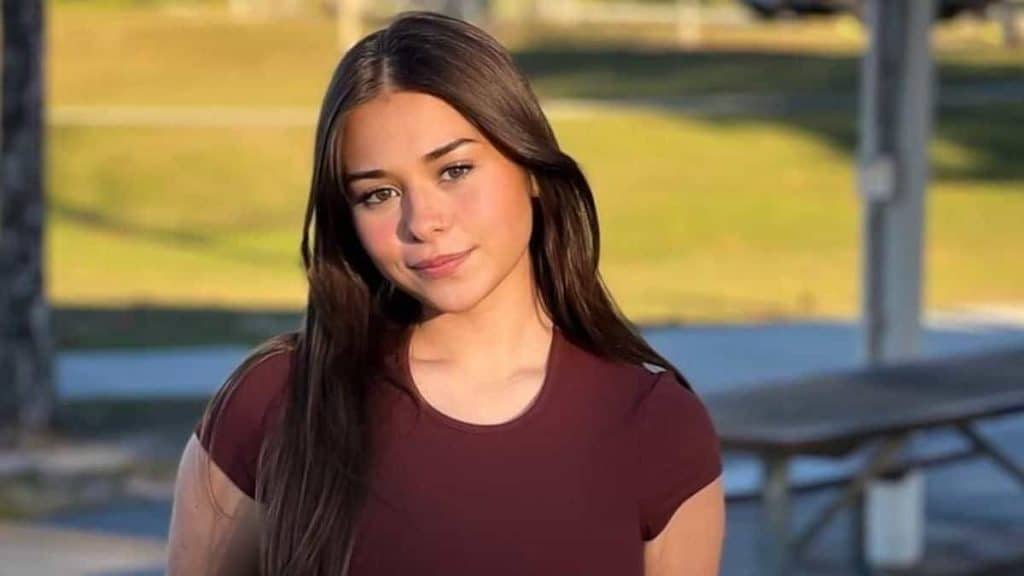 77 million dollars... without doing anything? The amazing career of Sophie Rain, star of OnlyFans