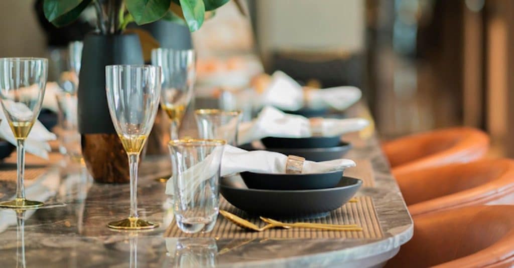 Dinner Party Drama When a Friendly Invitation Turns Into an Unexpected Bill